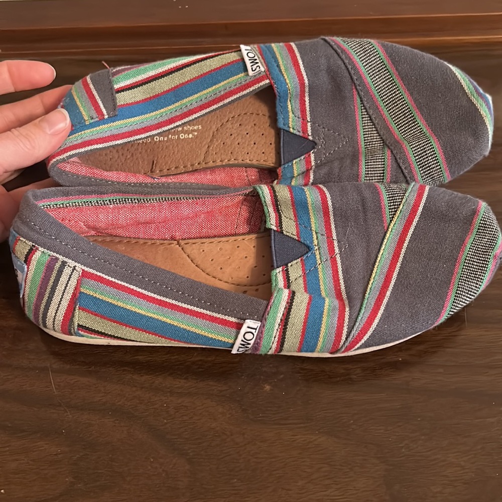 Striped TOMS - Picture 4 of 5